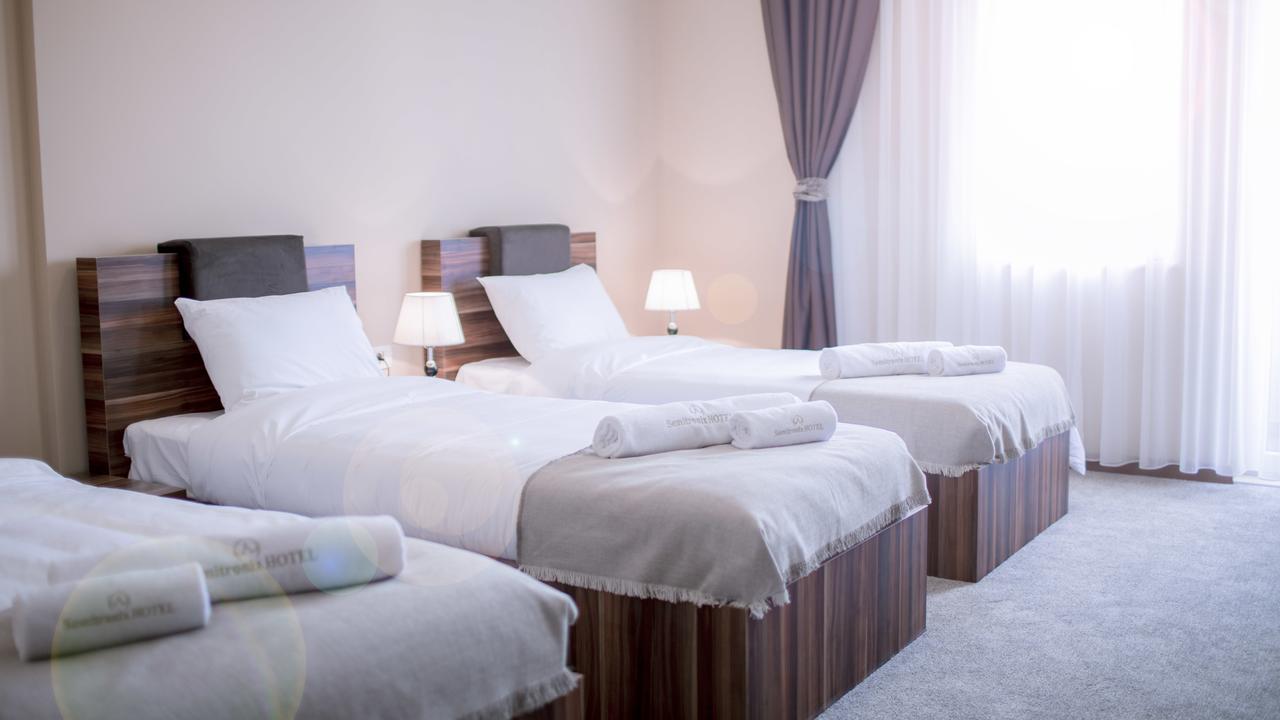 פרישטינה Semitronix Hotel Prishtina מראה חיצוני תמונה