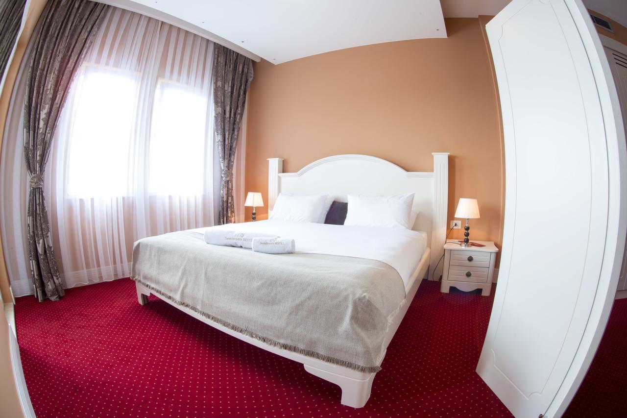 פרישטינה Semitronix Hotel Prishtina מראה חיצוני תמונה