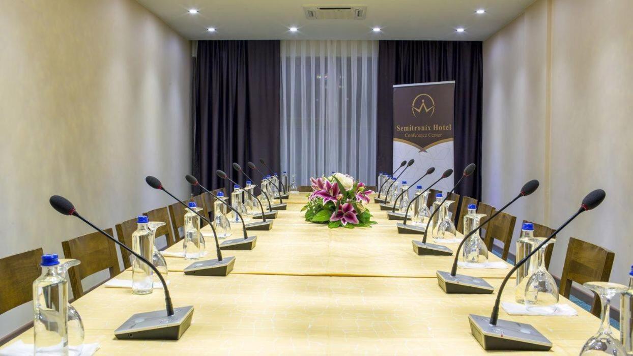 פרישטינה Semitronix Hotel Prishtina מראה חיצוני תמונה