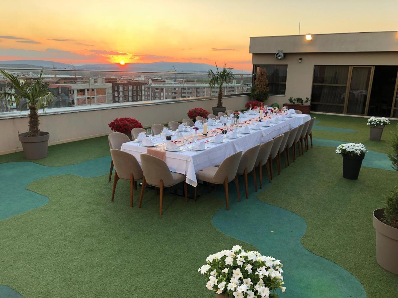 פרישטינה Semitronix Hotel Prishtina מראה חיצוני תמונה